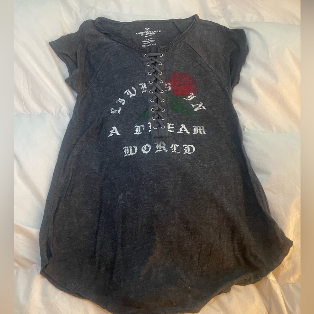 American Eagle T Shirt
